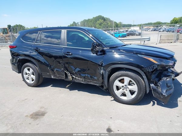 2023 TOYOTA HIGHLANDER LE