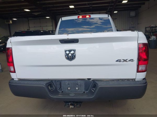 2020 RAM 1500 CLASSIC TRADESMAN  4X4 6'4 BOX