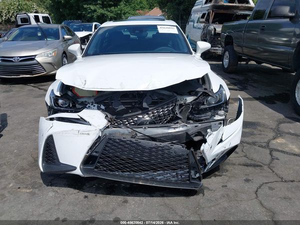 2019 LEXUS IS 300