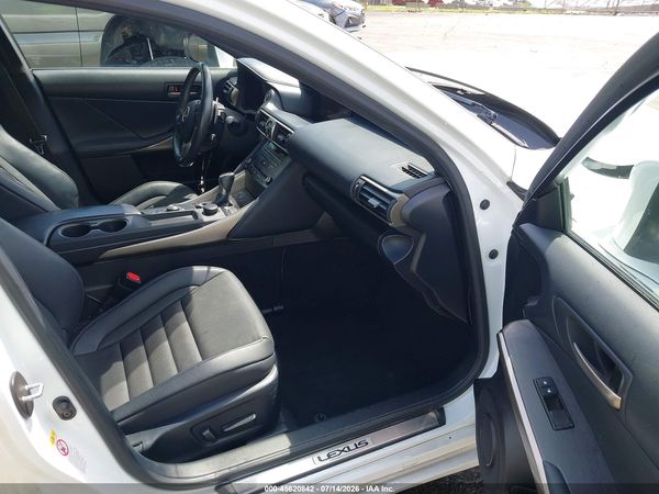 2019 LEXUS IS 300