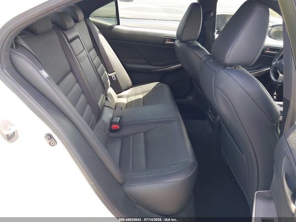 2019 LEXUS IS 300