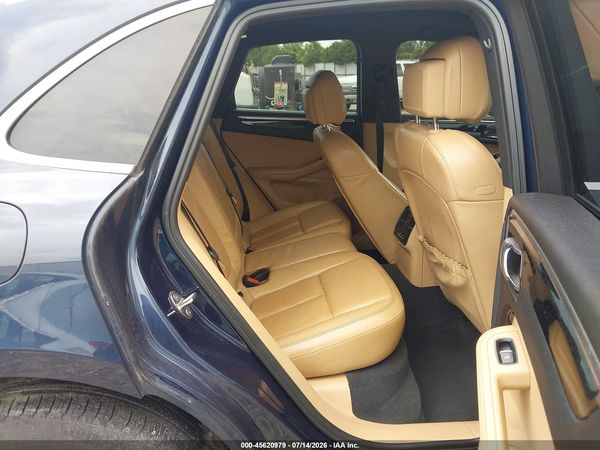 2016 PORSCHE MACAN S