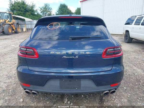 2016 PORSCHE MACAN S