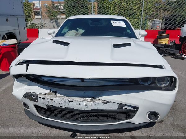 2016 DODGE CHALLENGER SXT