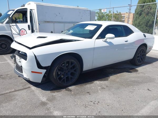 2016 DODGE CHALLENGER SXT