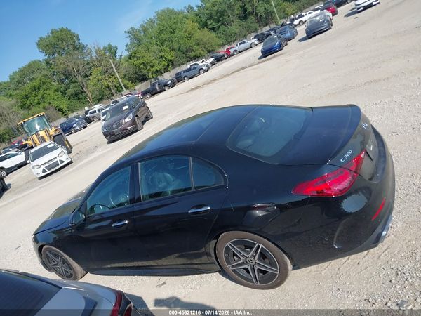 2024 MERCEDES-BENZ C 300