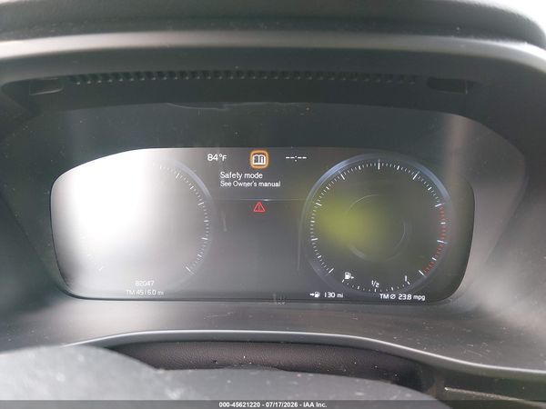 2022 VOLVO XC40 T5 MOMENTUM