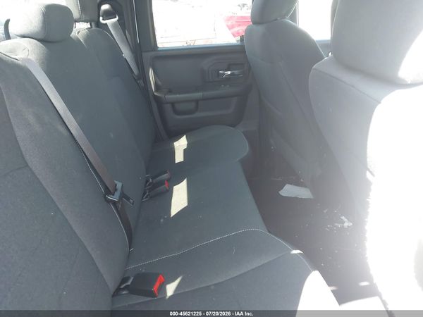 2022 RAM 1500 CLASSIC WARLOCK  4X4 6'4 BOX
