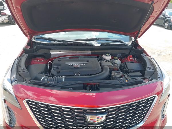 2023 CADILLAC XT4 FWD LUXURY