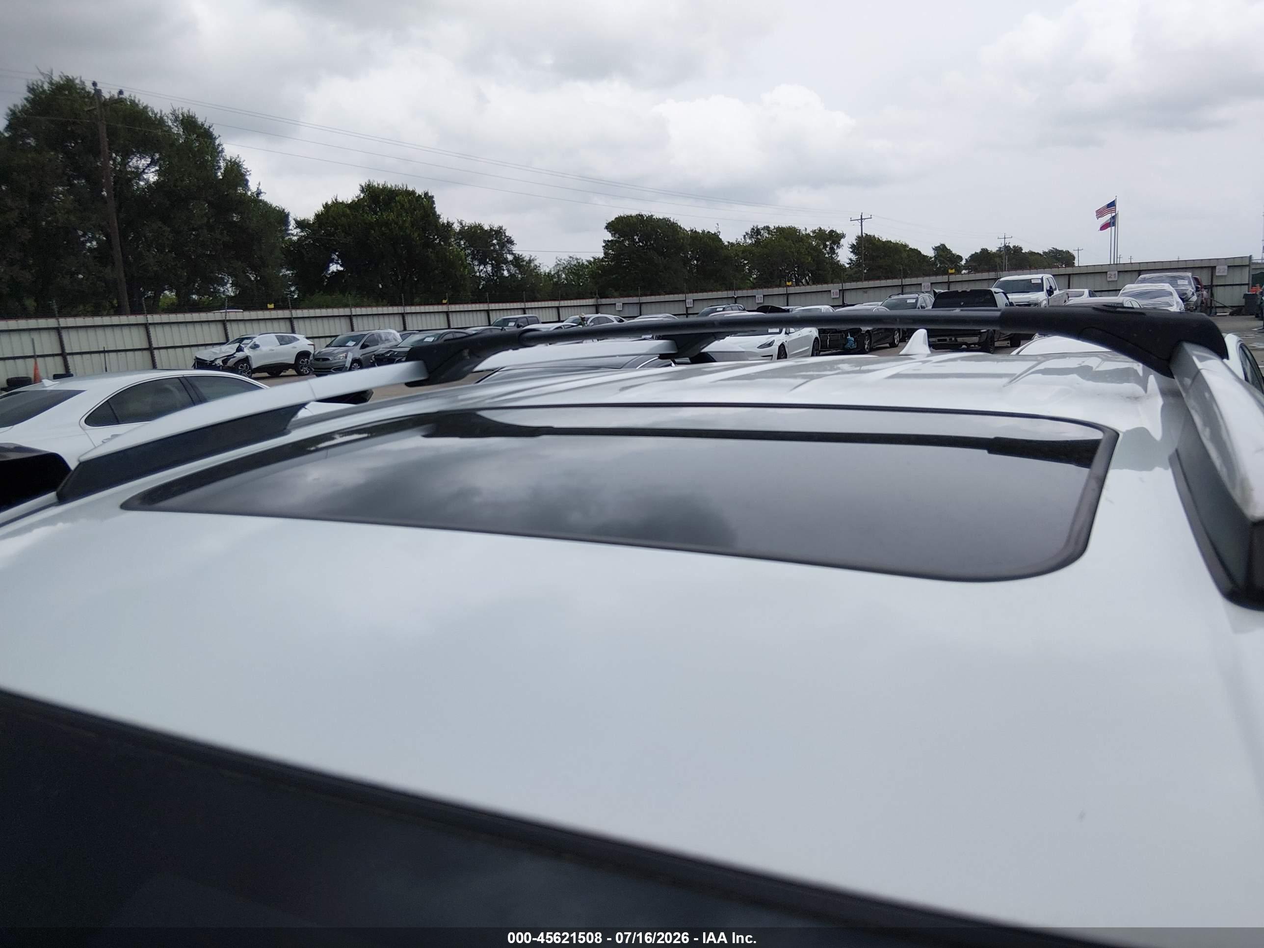 2016 TOYOTA RAV4 SE
