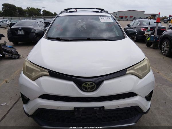2016 TOYOTA RAV4 SE