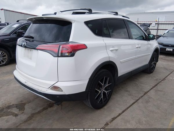 2016 TOYOTA RAV4 SE