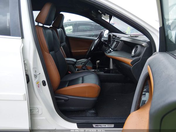 2016 TOYOTA RAV4 SE