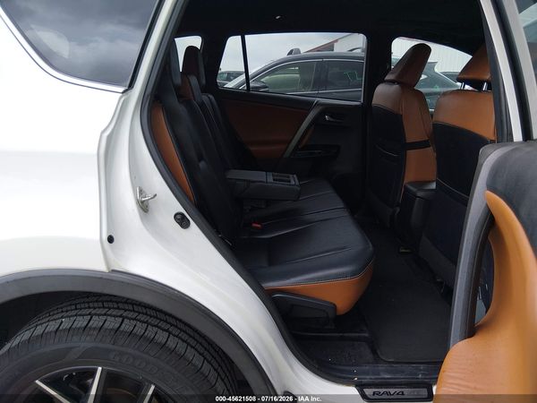 2016 TOYOTA RAV4 SE