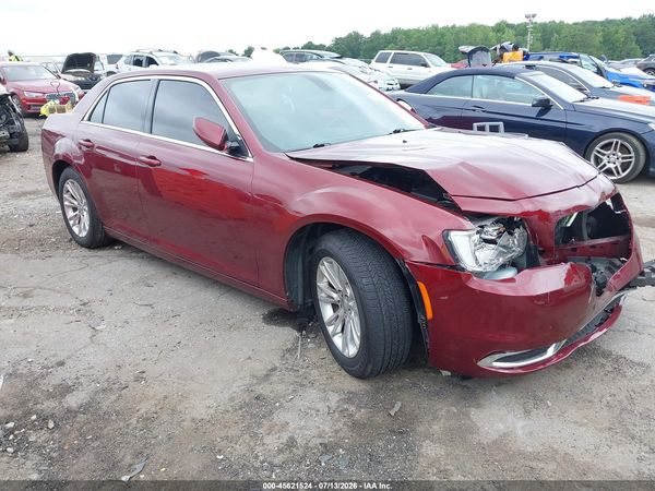 2016 CHRYSLER 300 LIMITED