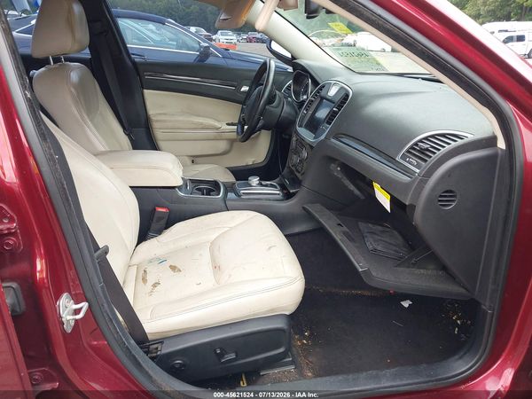 2016 CHRYSLER 300 LIMITED