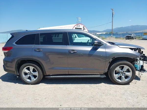 2018 TOYOTA HIGHLANDER LIMITED