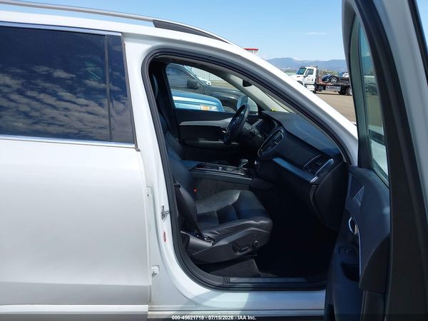 2016 VOLVO XC90 T5 MOMENTUM