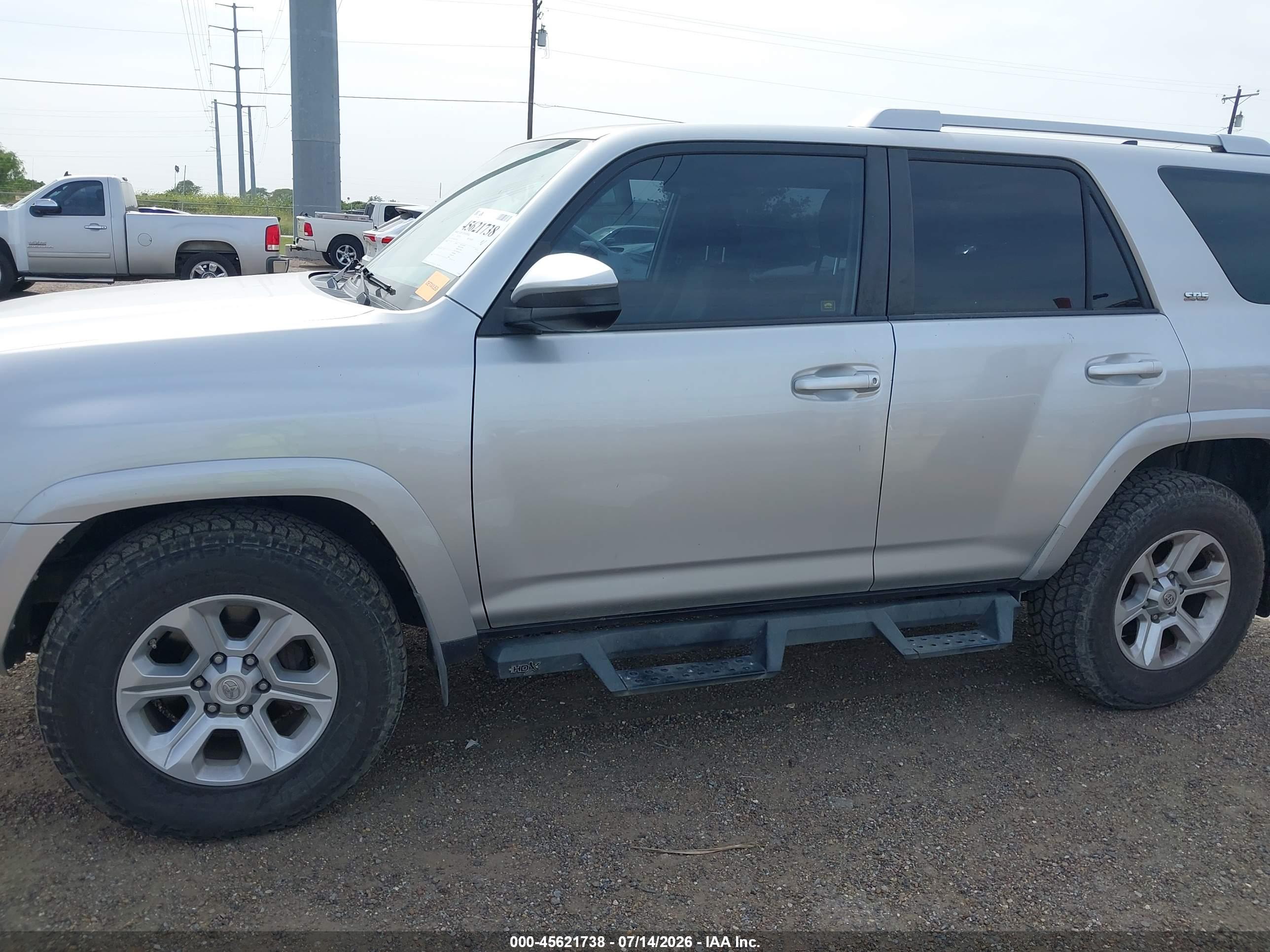 2018 TOYOTA 4RUNNER SR5