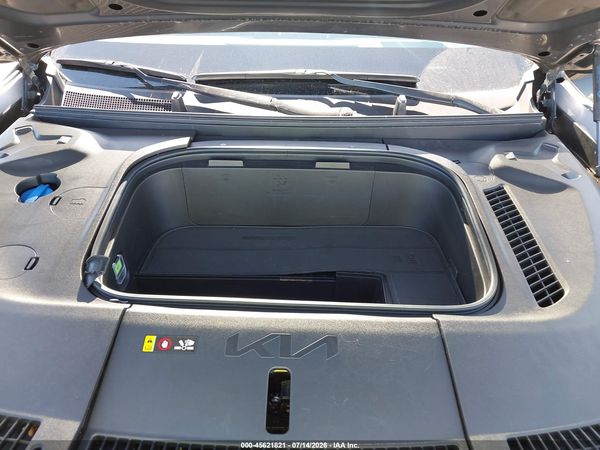 2024 KIA EV9 GT-LINE