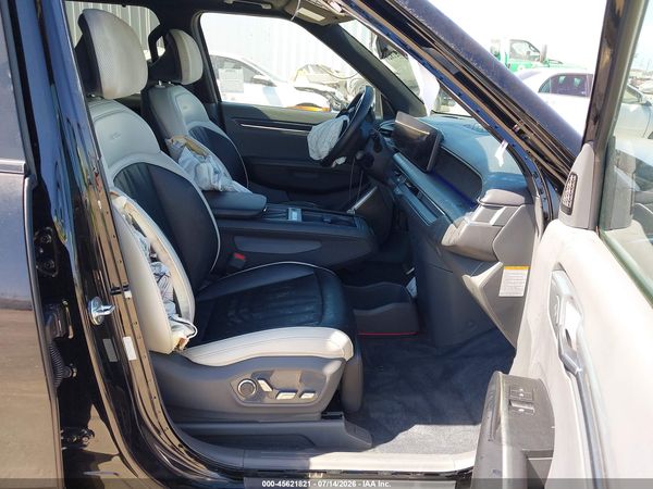 2024 KIA EV9 GT-LINE