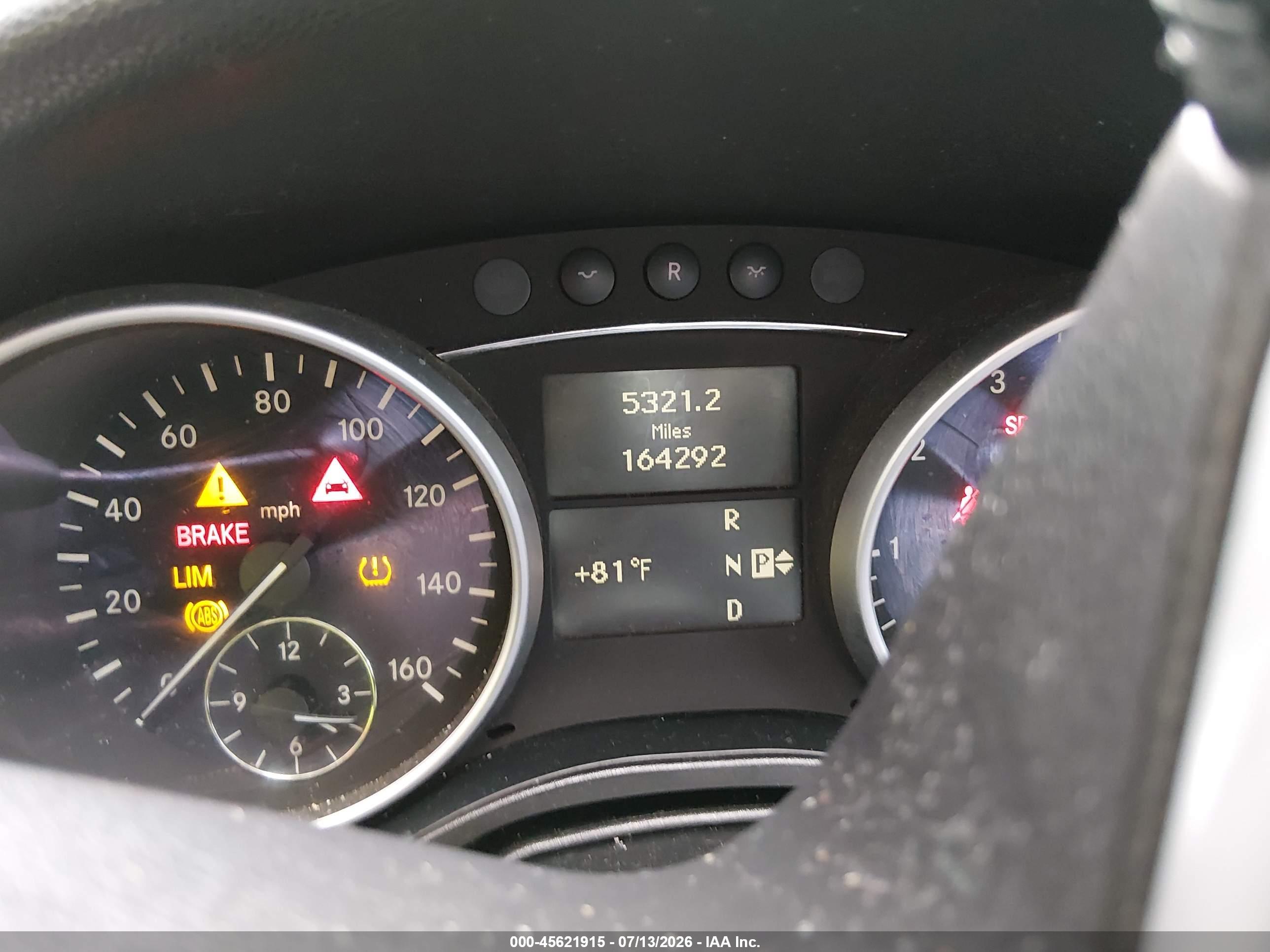 2008 MERCEDES-BENZ M-CLASS ML550 4 MATIC