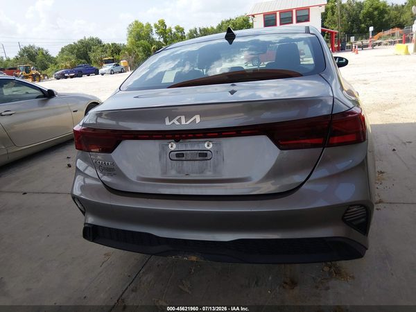 2023 KIA FORTE LXS