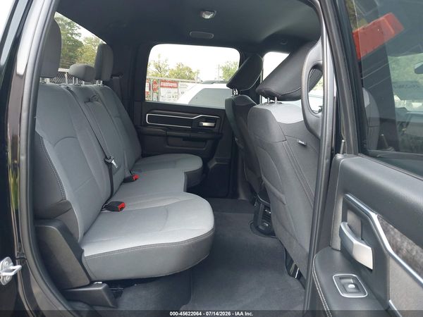 2024 RAM 2500 BIG HORN  4X4 6'4 BOX