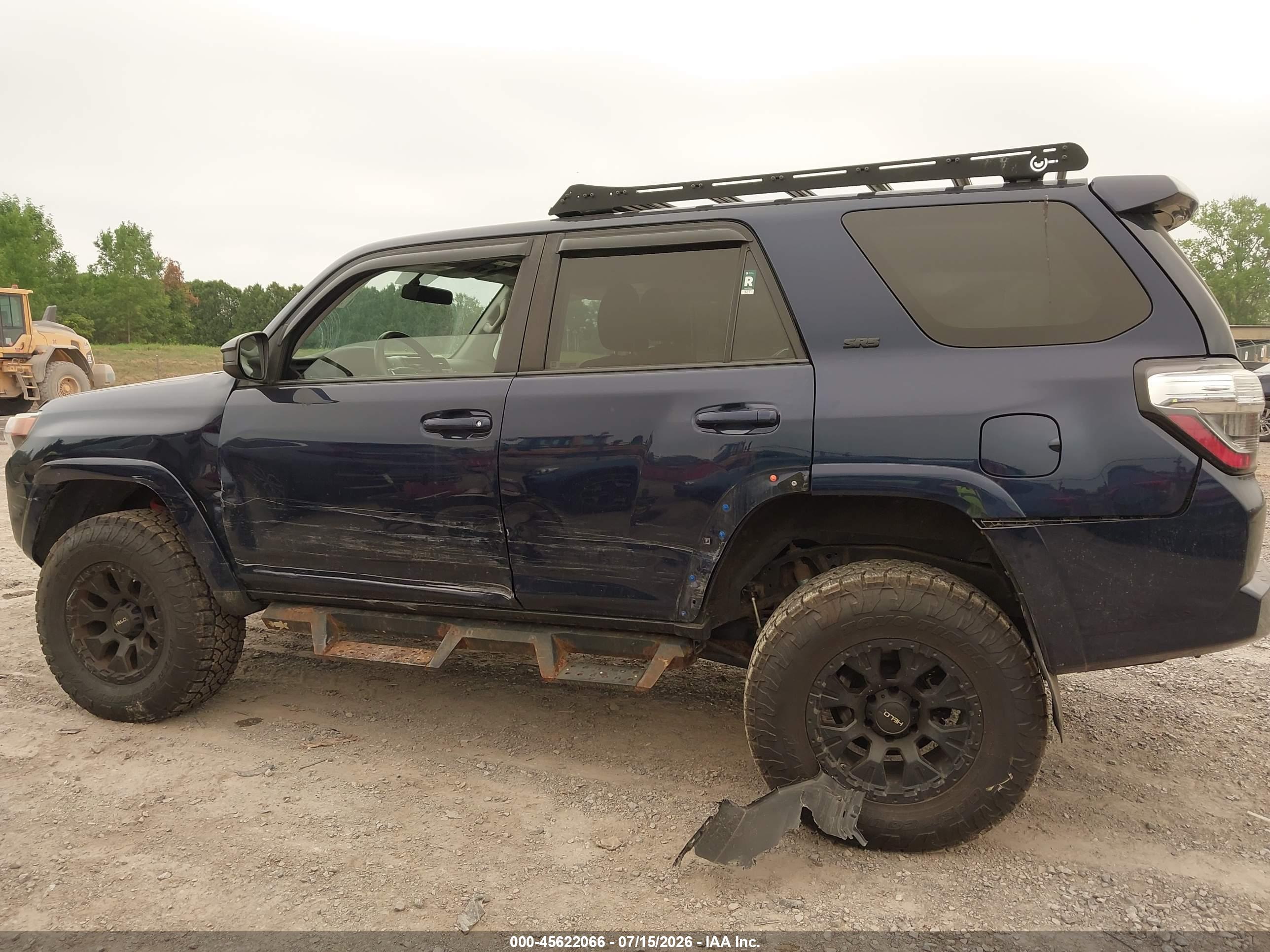 2016 TOYOTA 4RUNNER SR5