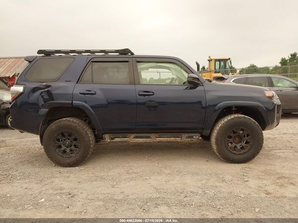 2016 TOYOTA 4RUNNER SR5