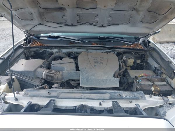 2017 TOYOTA TACOMA SR5 V6