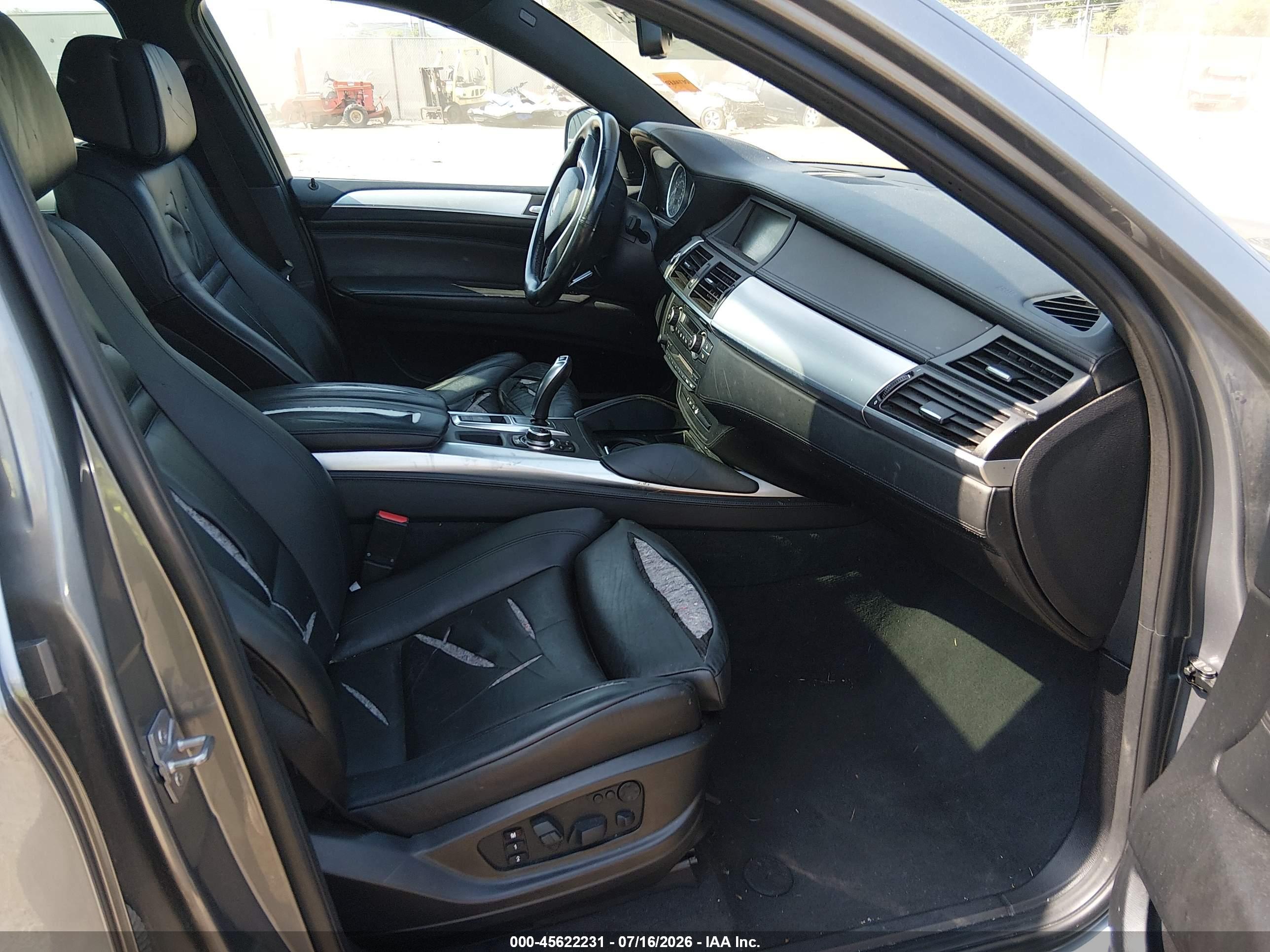 2012 BMW X6 xDrive50i