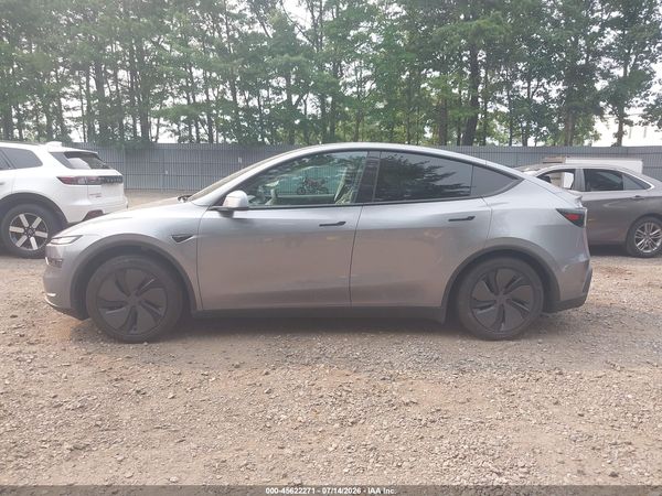 2026 TESLA MODEL Y