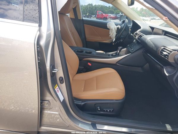 2016 LEXUS IS 300