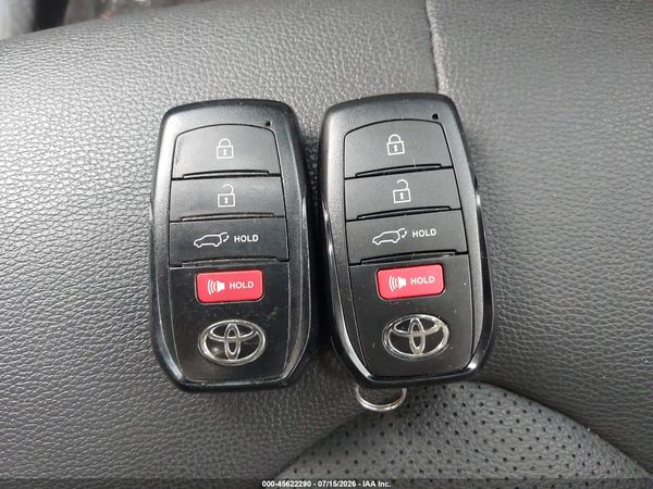 2025 TOYOTA GRAND HIGHLANDER XLE