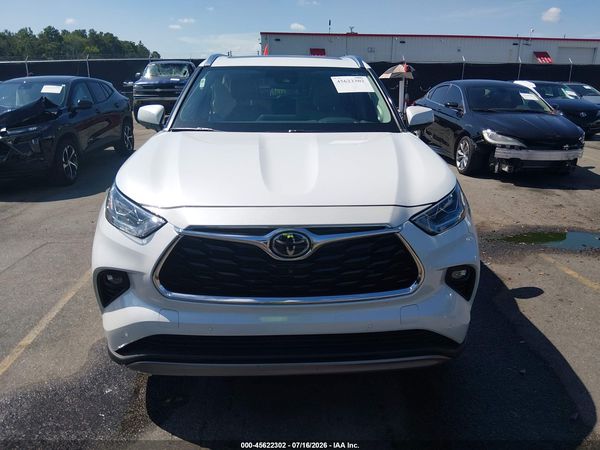 2023 TOYOTA HIGHLANDER PLATINUM