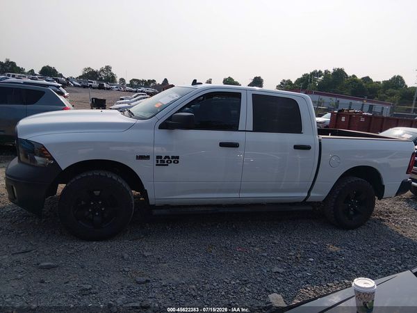 2023 RAM 1500 CLASSIC TRADESMAN  4X4 5'7 BOX
