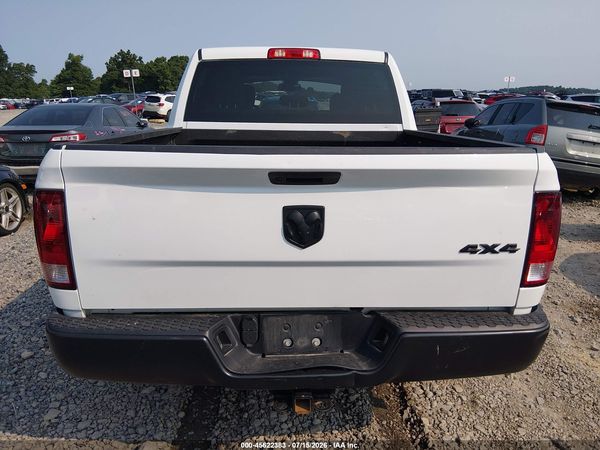 2023 RAM 1500 CLASSIC TRADESMAN  4X4 5'7 BOX