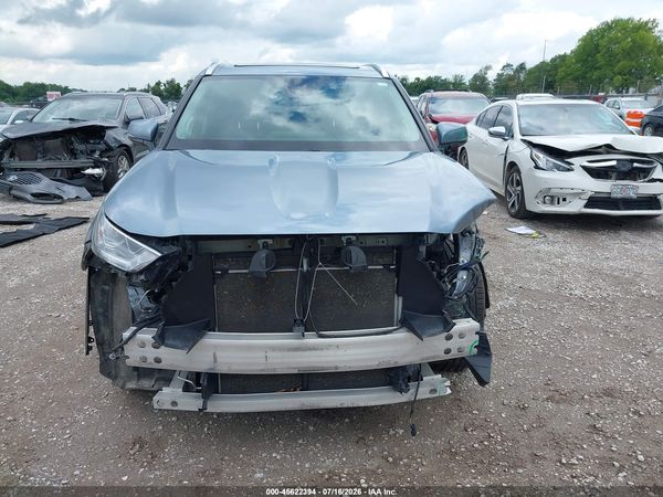 2022 TOYOTA HIGHLANDER LIMITED