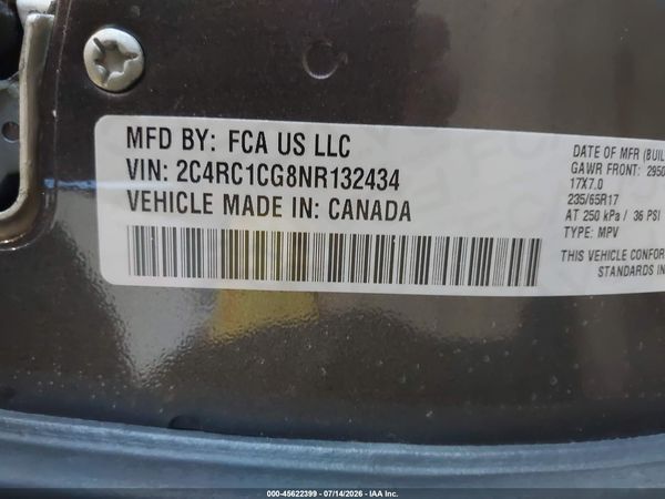 2022 CHRYSLER VOYAGER LX