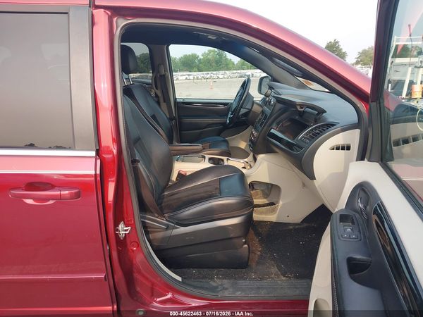 2017 DODGE GRAND CARAVAN SXT — I5