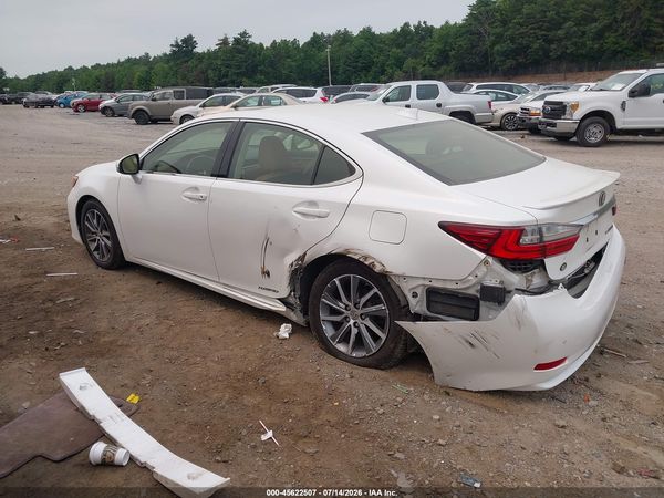 2017 LEXUS ES 300H