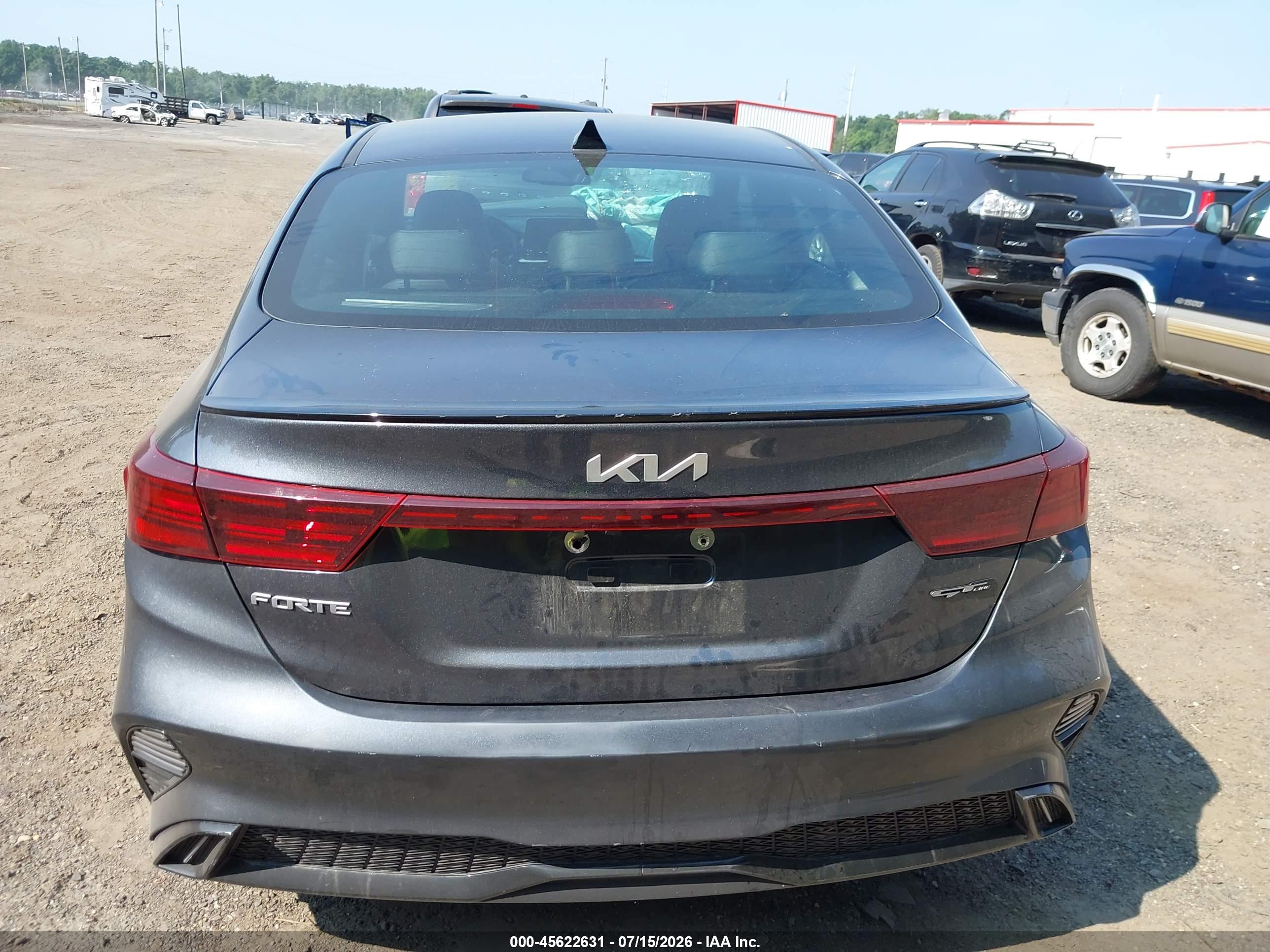 2023 KIA FORTE GT Line