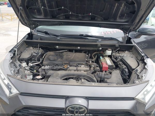 2019 TOYOTA RAV4 XLE