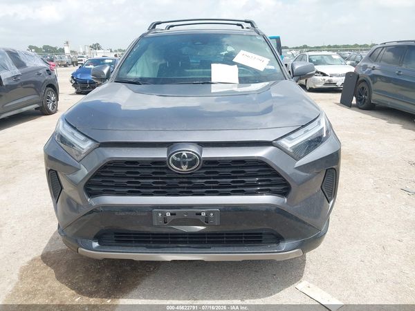 2025 TOYOTA RAV4 HYBRID SE