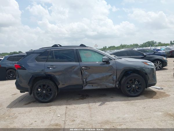 2025 TOYOTA RAV4 HYBRID SE