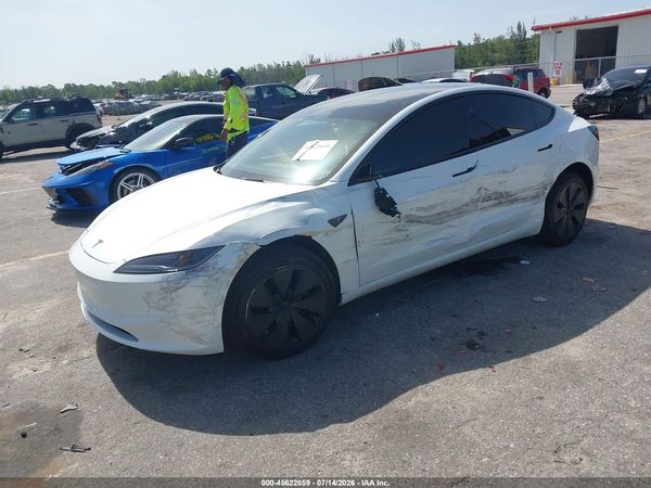 2026 TESLA MODEL 3 — I2