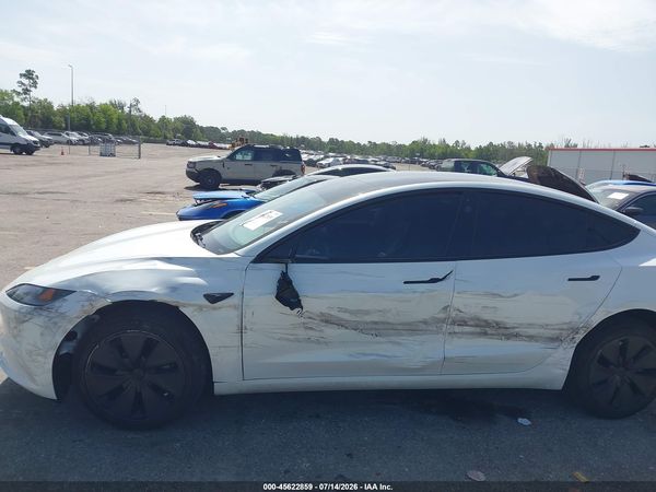 2026 TESLA MODEL 3 — I6