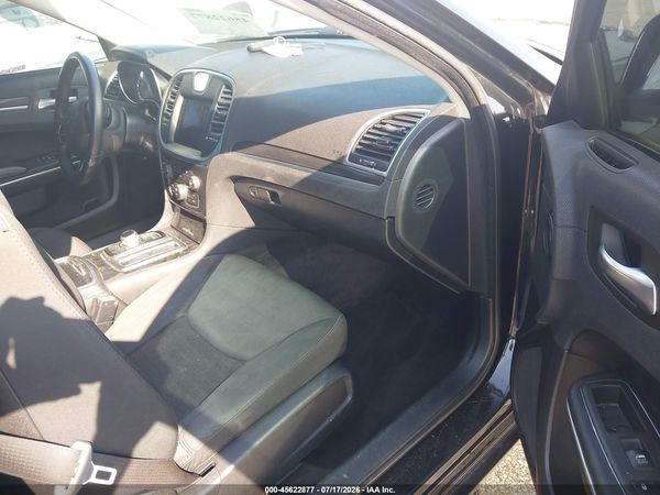 2018 CHRYSLER 300 TOURING — I5