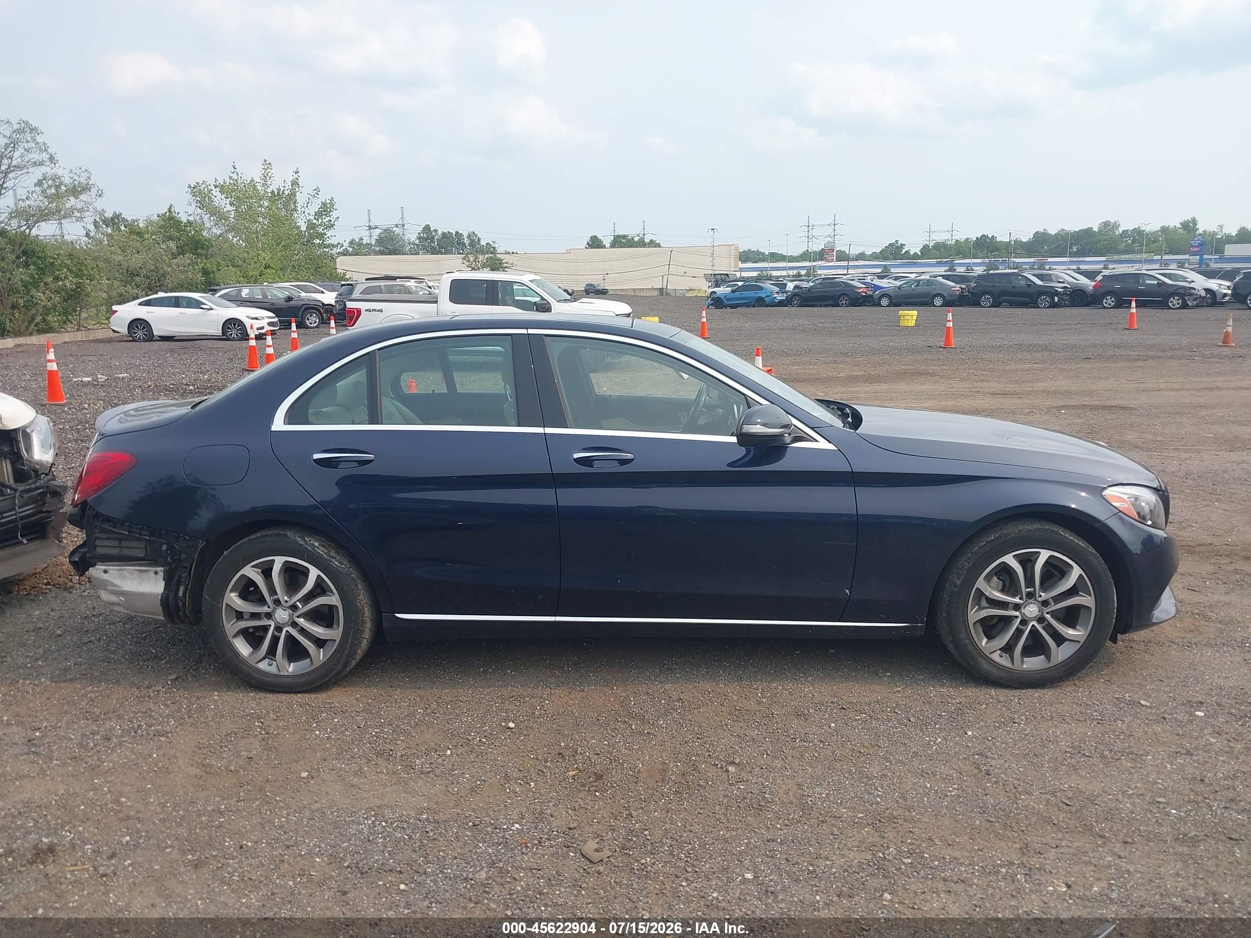 2016 MERCEDES-BENZ C 300 C300-4M